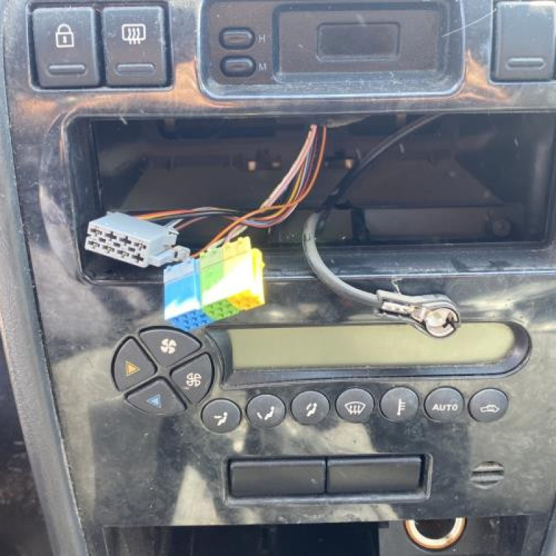 Leve vitre electrique arriere droit ROVER 45 Photo n°16