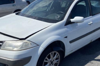 Pare choc avant RENAULT MEGANE 2