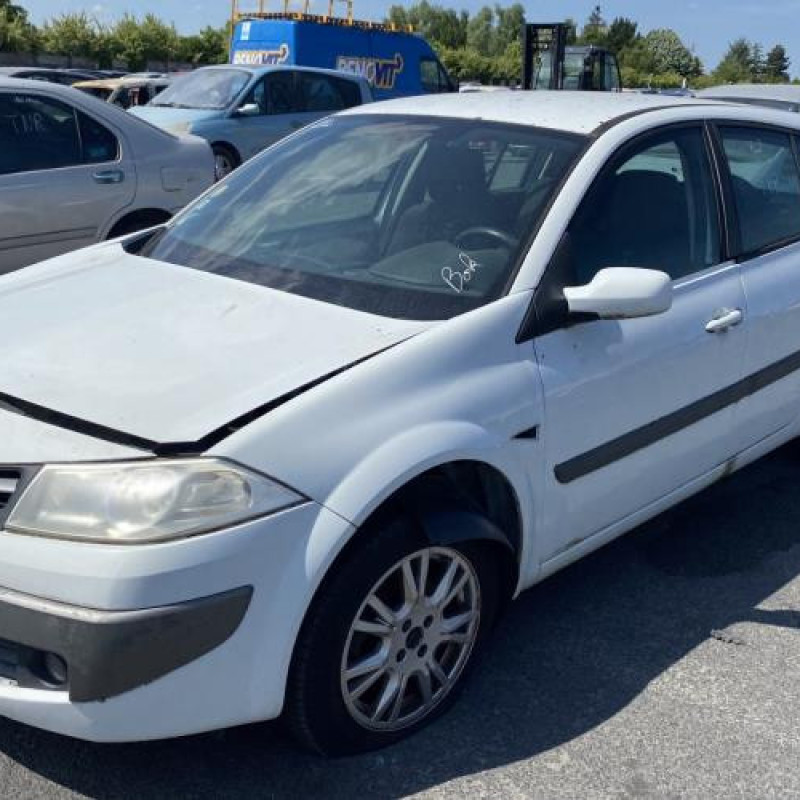 Pare choc avant RENAULT MEGANE 2 Photo n°7