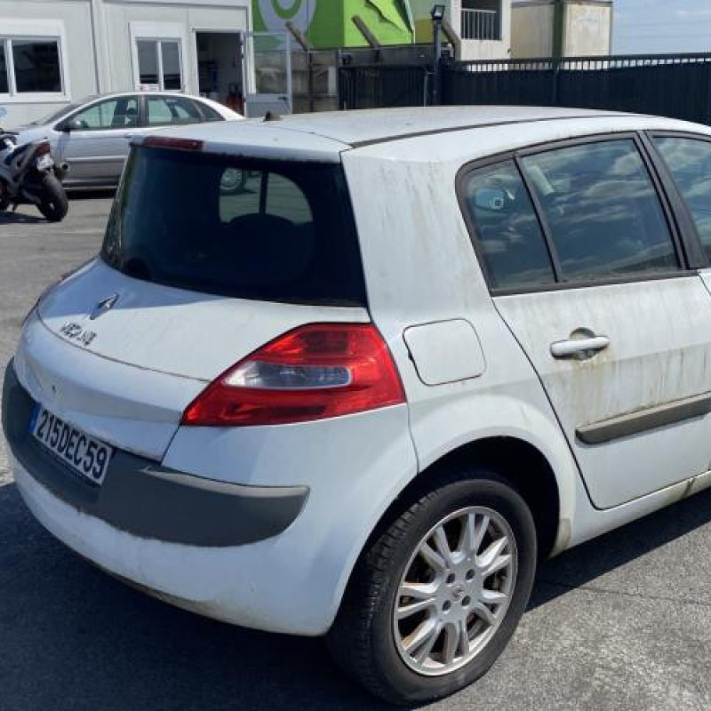 Pare choc avant RENAULT MEGANE 2 Photo n°9
