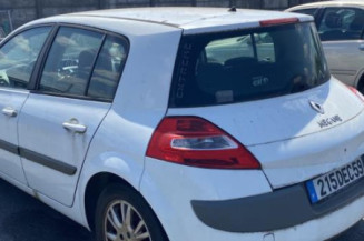 Pare choc avant RENAULT MEGANE 2