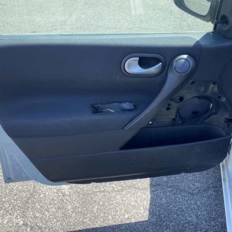 Porte arriere gauche RENAULT MEGANE 2 Photo n°15