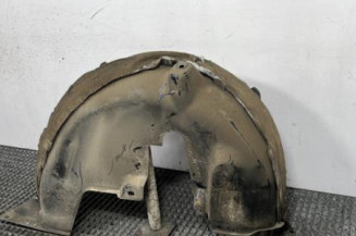 Pare boue arriere gauche PEUGEOT 208 1