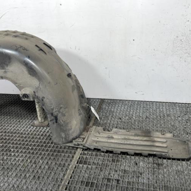 Pare boue arriere droit OPEL VIVARO 3 Photo n°4