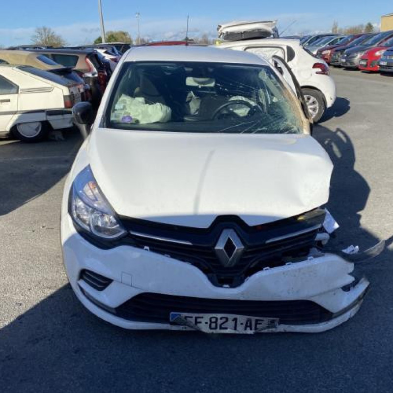 Eclairage de plaque RENAULT CLIO 4 Photo n°6