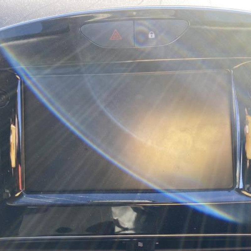 Eclairage de plaque RENAULT CLIO 4 Photo n°9