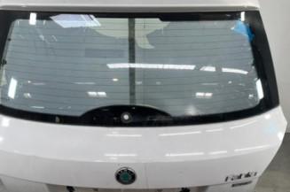 Malle/Hayon arriere SKODA FABIA 2 Photo n°1