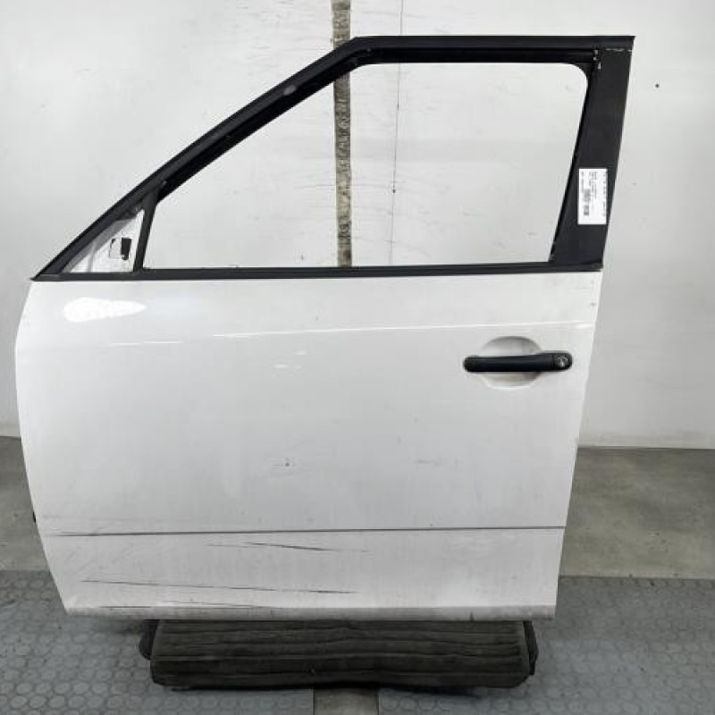 Porte avant gauche SKODA FABIA 2 Photo n°1