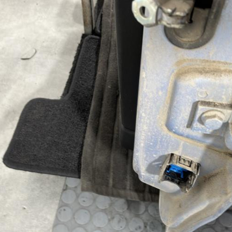 Porte arriere gauche FIAT GRANDE PUNTO Photo n°7