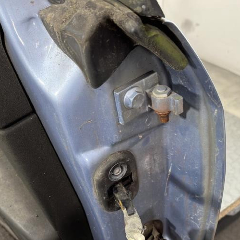 Porte avant gauche FIAT GRANDE PUNTO Photo n°4