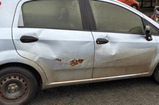 Porte avant gauche FIAT GRANDE PUNTO