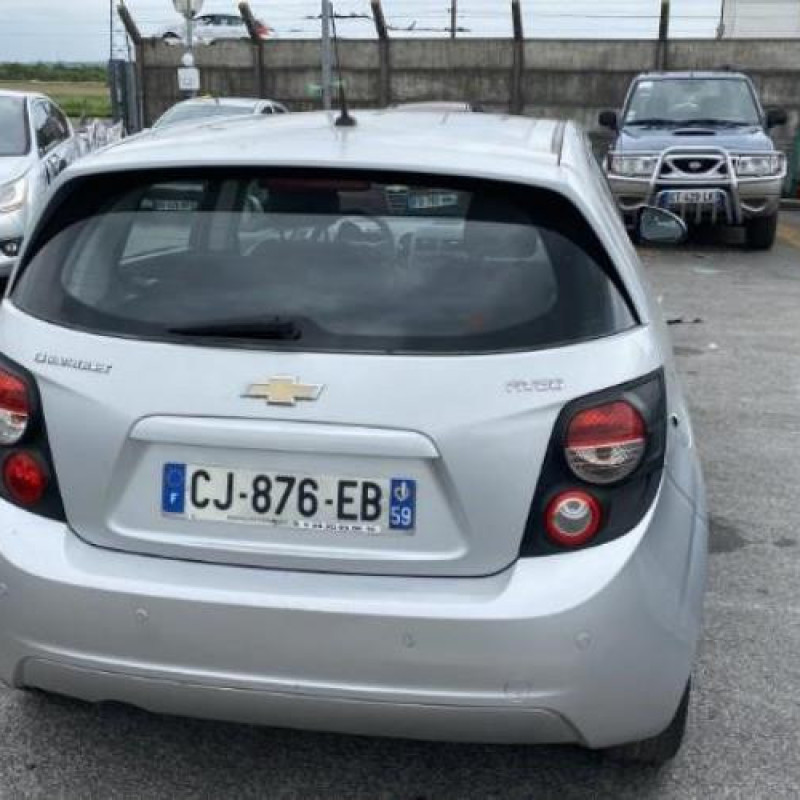 Bouton de coffre CHEVROLET AVEO 2 Photo n°17