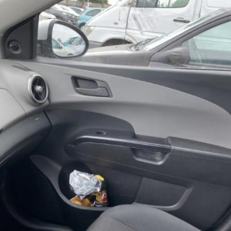 Bouton de coffre CHEVROLET AVEO 2 Photo n°20