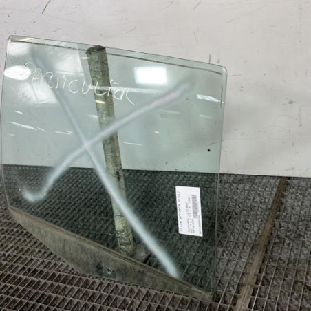 Vitre arriere droit VOLKSWAGEN GOLF 4