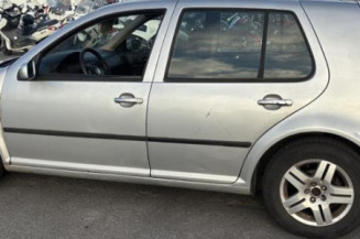 Vitre avant droit VOLKSWAGEN GOLF 4