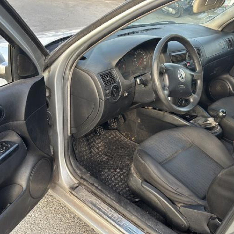 Vitre avant droit VOLKSWAGEN GOLF 4 Photo n°13