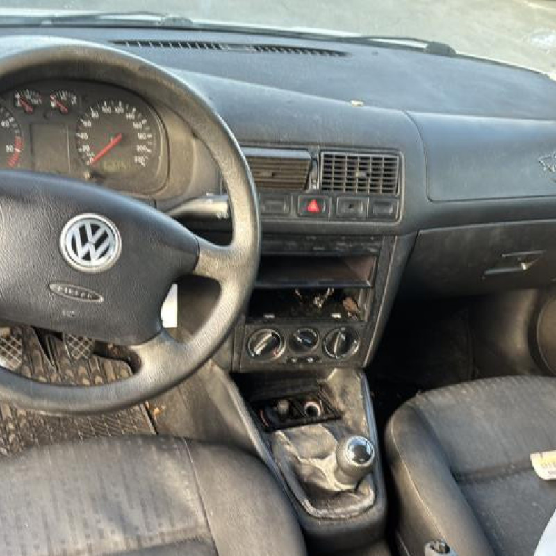 Vitre avant droit VOLKSWAGEN GOLF 4 Photo n°16