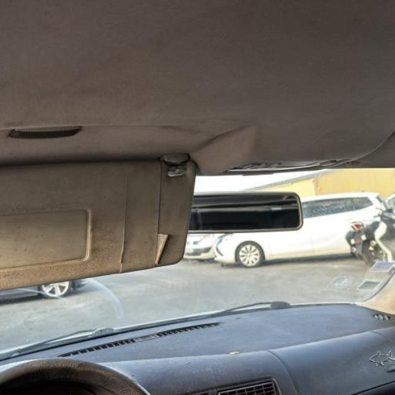 Vitre avant droit VOLKSWAGEN GOLF 4 Photo n°17
