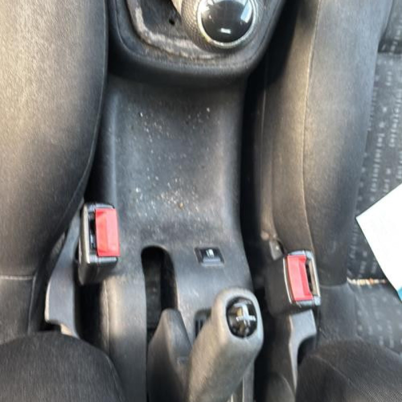 Vitre avant droit VOLKSWAGEN GOLF 4 Photo n°19