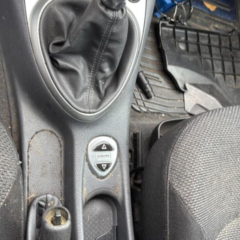 Etrier avant droit (freinage) CITROEN C5 1 Photo n°18