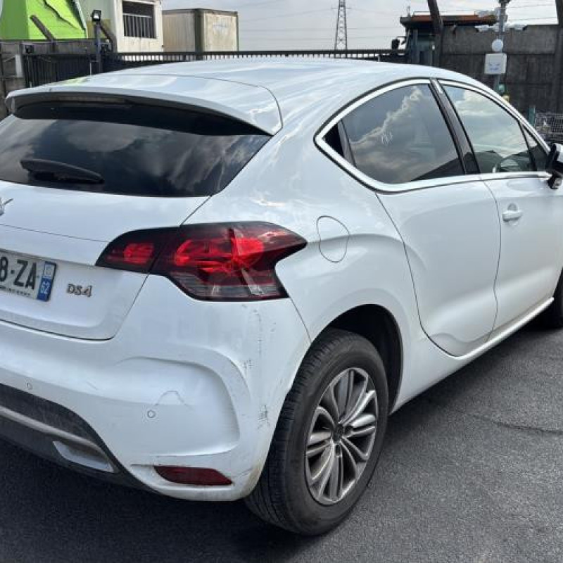 Malle/Hayon arriere CITROEN DS4 Photo n°13