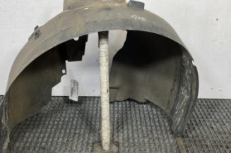 Pare boue avant droit PEUGEOT 308 1