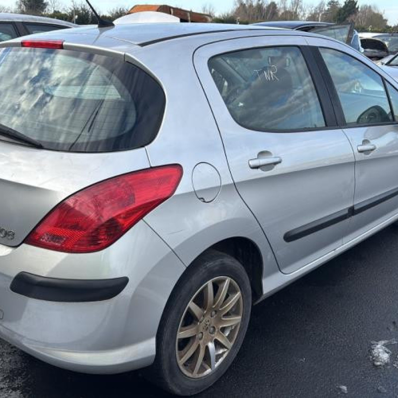 Pare boue avant droit PEUGEOT 308 1 Photo n°7