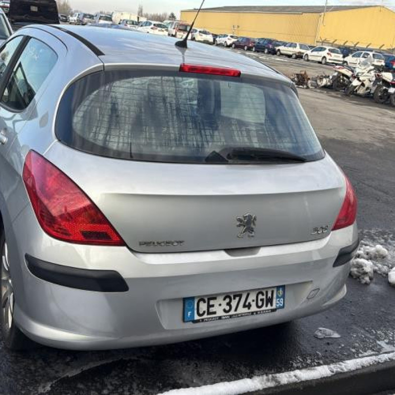 Pare boue avant droit PEUGEOT 308 1 Photo n°9