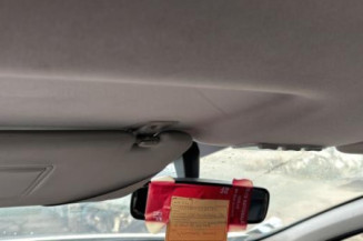 Pare boue avant droit PEUGEOT 308 1