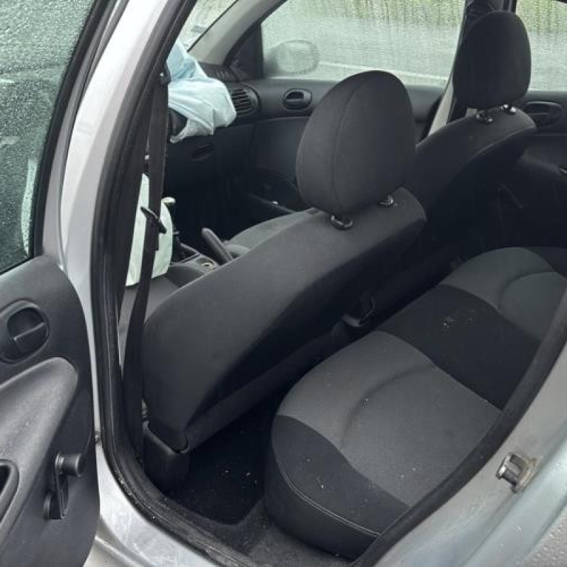 Porte avant gauche PEUGEOT 206 Photo n°8