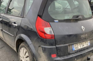 Malle/Hayon arriere RENAULT SCENIC 2