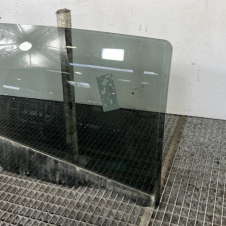 Vitre arriere droit PEUGEOT 308 2