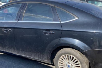Pare choc arriere FORD MONDEO 3