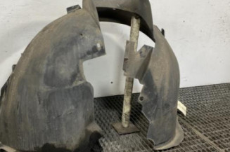 Pare boue avant droit PEUGEOT 308 1