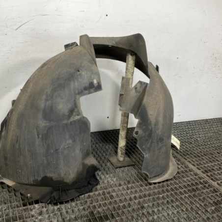 Pare boue avant droit PEUGEOT 308 1