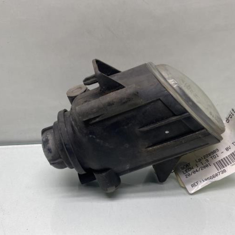 Anti brouillard droit (feux) SEAT LEON 1 Photo n°5
