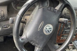 Feu arriere principal droit (feux) VOLKSWAGEN PASSAT 4