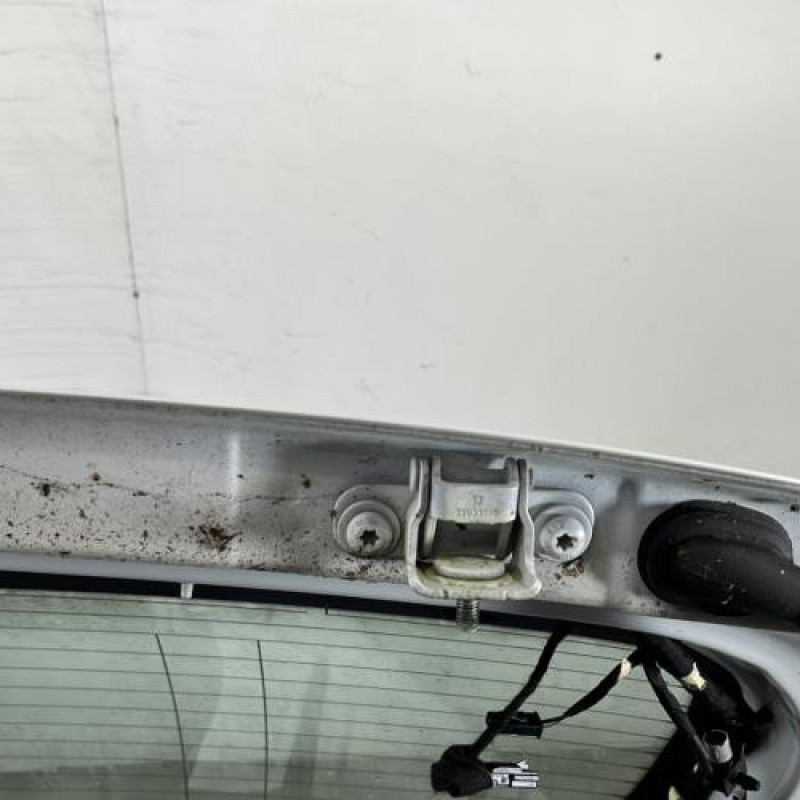 Malle/Hayon arriere OPEL ASTRA K Photo n°6