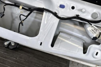 Malle/Hayon arriere OPEL ASTRA K