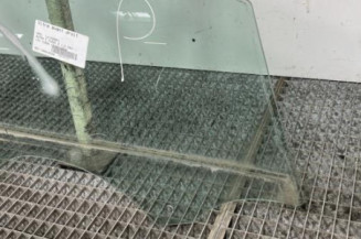 Vitre avant droit OPEL ASTRA K