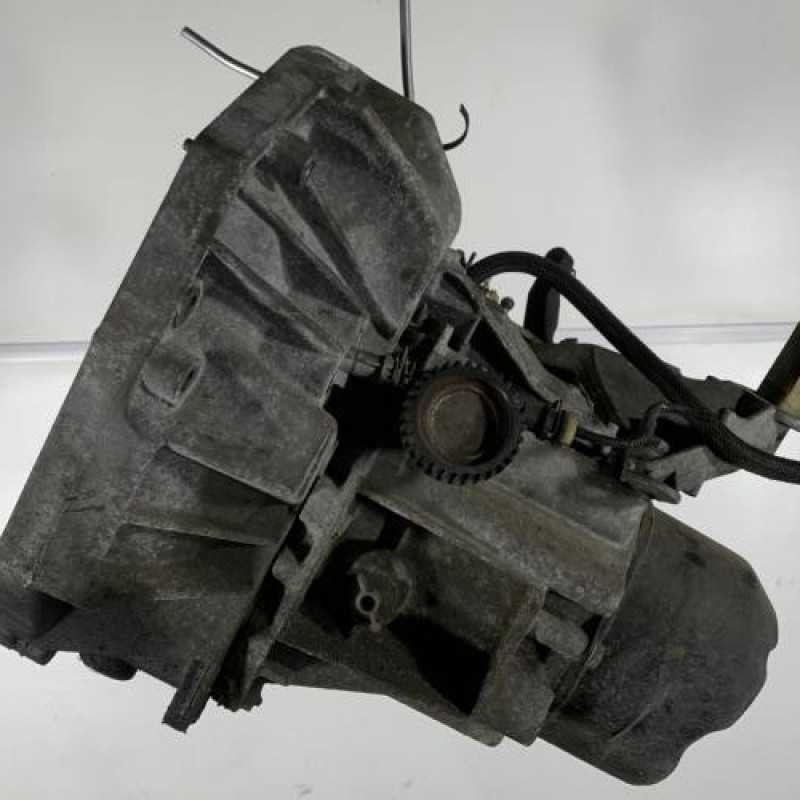 Boite de vitesses RENAULT CLIO 4 Photo n°2
