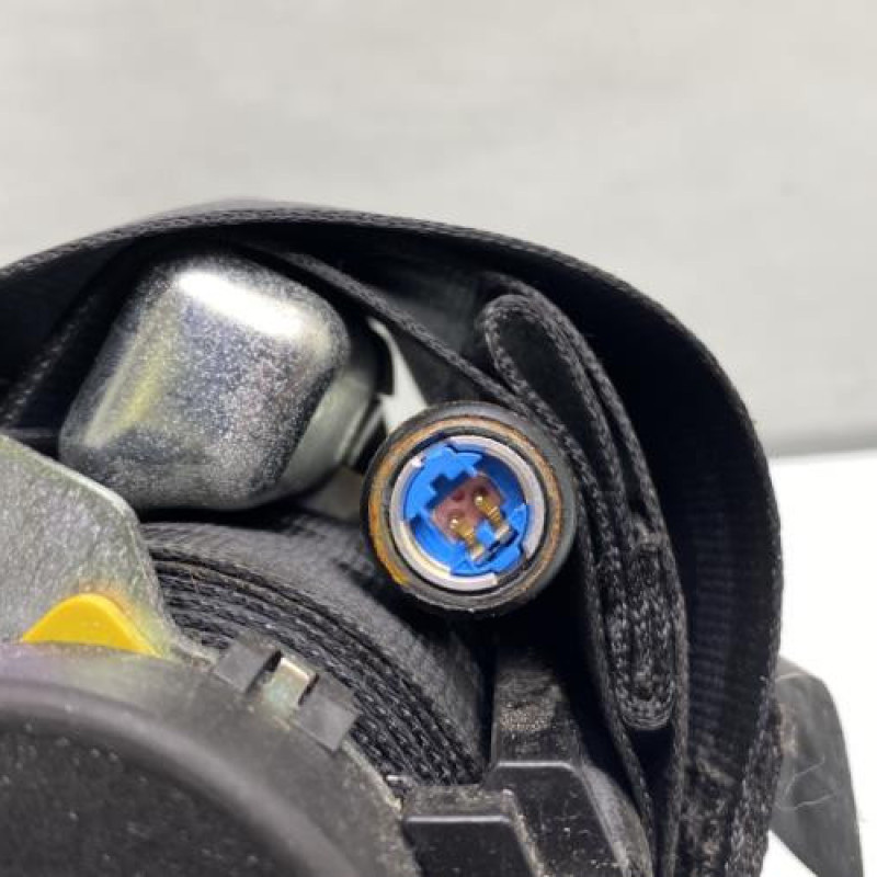 Pretensionneur de ceinture avant gauche RENAULT CLIO 4 Photo n°4