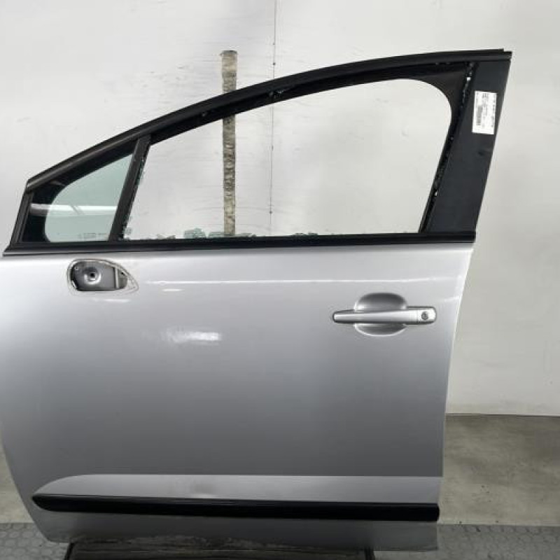 Porte avant gauche PEUGEOT 5008 1 Photo n°1