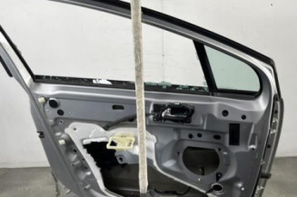 Porte avant gauche PEUGEOT 5008 1