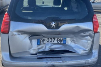 Porte avant gauche PEUGEOT 5008 1