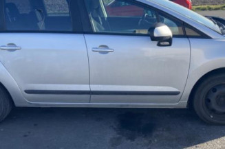 Porte avant gauche PEUGEOT 5008 1
