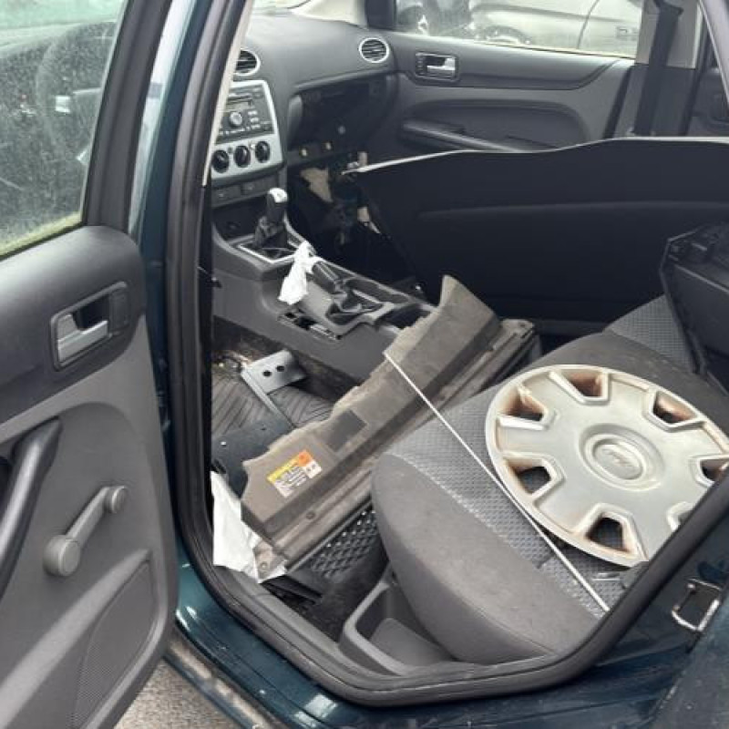 Pompe de direction FORD FOCUS 2 Photo n°13