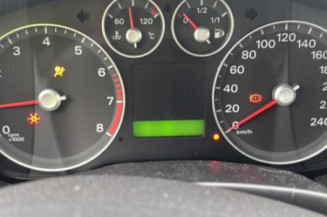 Pompe de direction FORD FOCUS 2