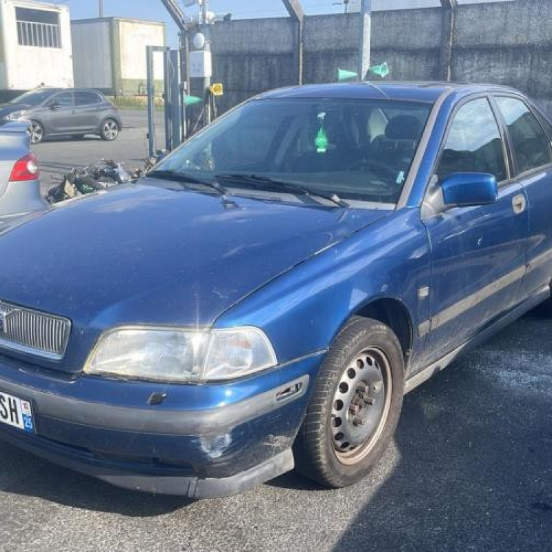 Feu arriere principal droit (feux) VOLVO S 40 1 Photo n°17