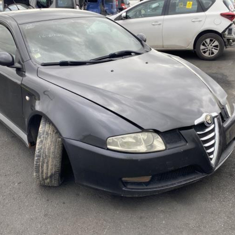 Capot ALFA ROMEO GT Photo n°12